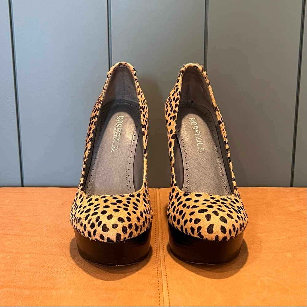 Rosegold Calf Hair Leopard “Lela Safari” Wedges - Picture 4 of 9